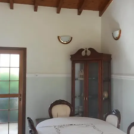 Vila Androulla Maroni